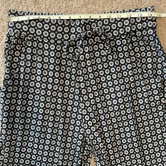 Faded Glory medium stretchy pants - Picture 6 of 9